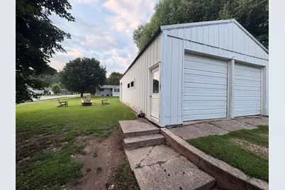 104 E Harrison St, Viola, WI 54664 - Photo 4