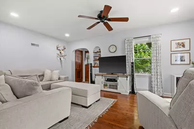812 S East Ave, Waukesha, WI 53186 - Photo 4