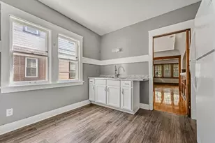 2828 N 49th St, Milwaukee, WI 53210 - Photo 10