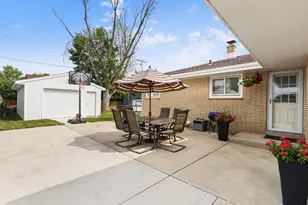 5850 S 14th St, Milwaukee, WI 53221 - Photo 24