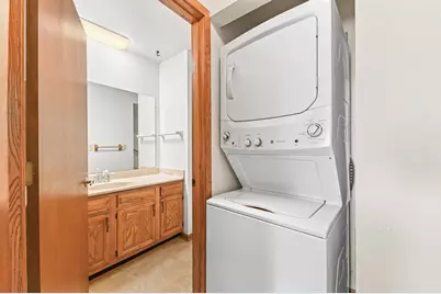 N82W13514  Fond Du  Lac Ave #B-105, Menomonee Falls, WI 53051 - Photo 22