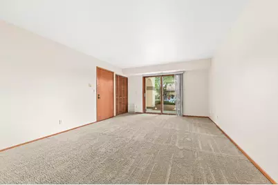 N82W13514  Fond Du  Lac Ave #B-105, Menomonee Falls, WI 53051 - Photo 8