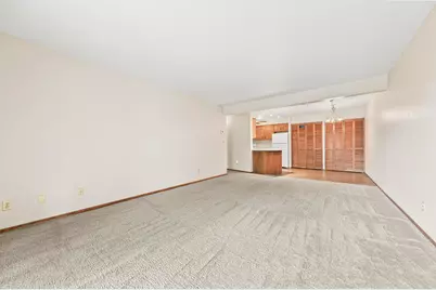 N82W13514  Fond Du  Lac Ave #B-105, Menomonee Falls, WI 53051 - Photo 10