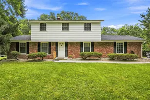 2517 W Chestnut Rd, Mequon, WI 53092 - Photo 44
