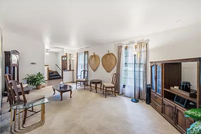 2517 W Chestnut Rd, Mequon, WI 53092 - Photo 4