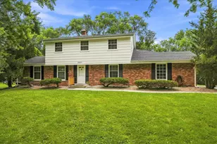 2517 W Chestnut Rd, Mequon, WI 53092 - Photo 42