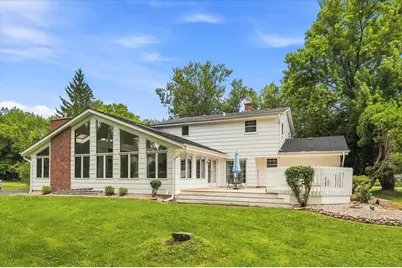 2517 W Chestnut Rd, Mequon, WI 53092 - Photo 46