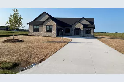 4475  Blake Ct, Richfield, WI 53017 - Photo 1