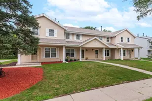 2020 Woodburn Rd, Waukesha, WI 53188 - Photo 4