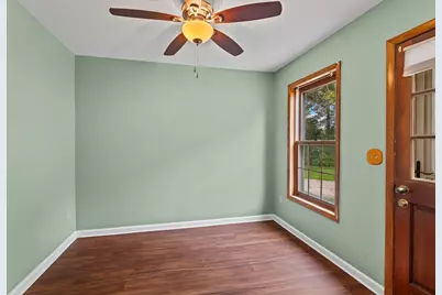 2020  Woodburn Rd #A, Waukesha, WI 53188 - Photo 12