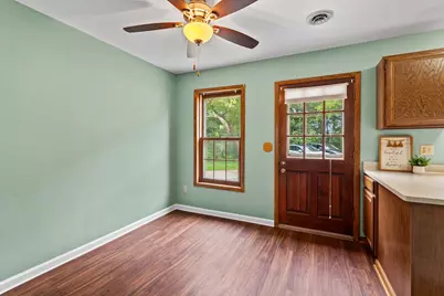 2020  Woodburn Rd #A, Waukesha, WI 53188 - Photo 14