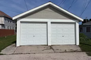 1706 N 13th St, Sheboygan, WI 53081 - Photo 14