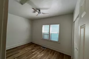 128 E Lloyd St, Milwaukee, WI 53212 - Photo 6