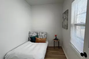 128 E Lloyd St, Milwaukee, WI 53212 - Photo 8