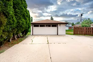 7219 W Crawford Ave, Milwaukee, WI 53220 - Photo 48