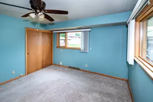 7219 W Crawford Ave, Milwaukee, WI 53220 - Photo 22