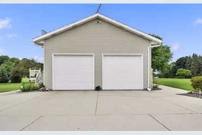 W2041 E River Rd, Auburn, WI 53010 - Photo 18