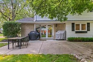 12556 N La Belle Ct, Mequon, WI 53092 - Photo 48