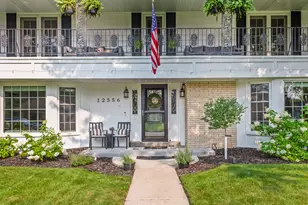12556 N La Belle Ct, Mequon, WI 53092 - Photo 2