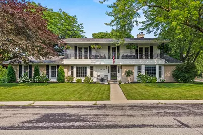 12556 N La Belle Ct, Mequon, WI 53092 - Photo 1