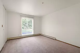 4000 W Rivers Edge Cir, Brown Deer, WI 53209 - Photo 14