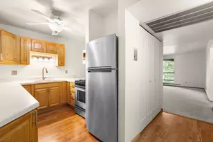 4000 W Rivers Edge Cir, Brown Deer, WI 53209 - Photo 4