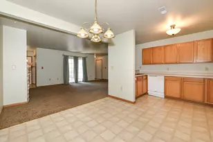 3016 Meyer Ct, Racine, WI 53406 - Photo 20