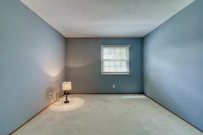 11624 W Bluemound Rd, Wauwatosa, WI 53226 - Photo 12