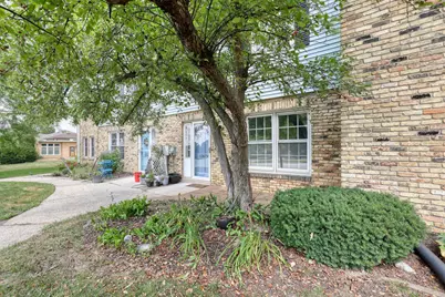 11624 W Bluemound Rd, Wauwatosa, WI 53226 - Photo 26