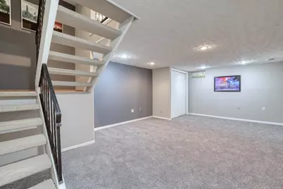 11624 W Bluemound Rd, Wauwatosa, WI 53226 - Photo 22