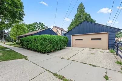 2800 N Hartung Ave, Milwaukee, WI 53210 - Photo 34