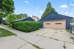2800 N Hartung Ave, Milwaukee, WI 53210 - Photo 34
