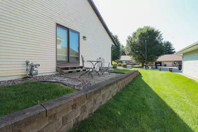 301  Crestwood Ln, Onalaska, WI 54650 - Photo 24