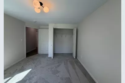 2344 N Dr William Finlayson St, Milwaukee, WI 53212 - Photo 20