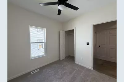 2344 N Dr William Finlayson St, Milwaukee, WI 53212 - Photo 12