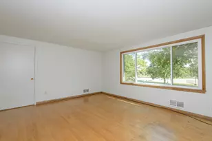 10160 W Montana Ave, West Allis, WI 53227 - Photo 22
