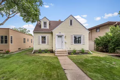 2325  Mississippi St, La Crosse, WI 54601 - Photo 2