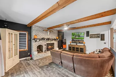 467  Herford Dr, Wales, WI 53183 - Photo 6