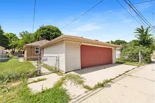 2530 S 64th St, Milwaukee, WI 53219 - Photo 16