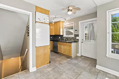 4858 N Iroquois Ave, Glendale, WI 53217 - Photo 28