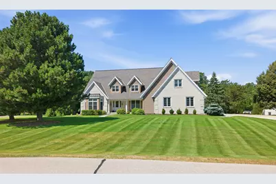N28W30219  Red Hawk Ct, Delafield, WI 53072 - Photo 30