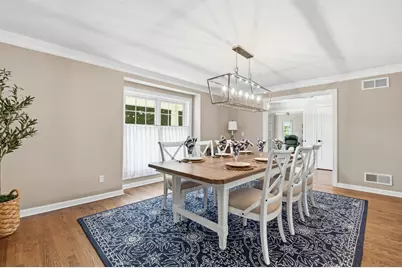 N28W30219  Red Hawk Ct, Delafield, WI 53072 - Photo 8