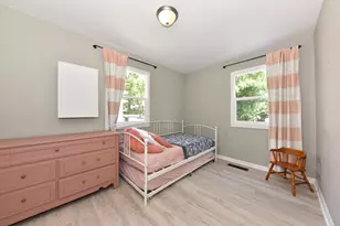 1605 Murray Ave, Waukesha, WI 53186 - Photo 8