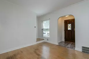 1124 S 90th St, West Allis, WI 53214 - Photo 4