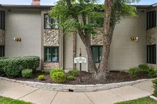 31 Abbey Villa Cir, Fontana, WI 53125 - Photo 48