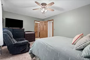1906 Crooked Ave, Holmen, WI 54636 - Photo 12