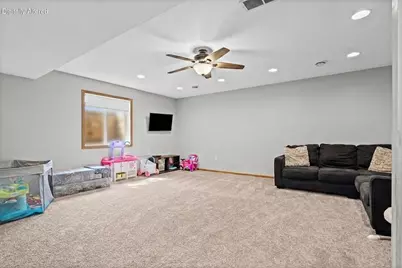 1906  Crooked Ave, Holmen, WI 54636 - Photo 18