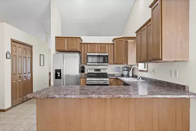 1906  Crooked Ave, Holmen, WI 54636 - Photo 6