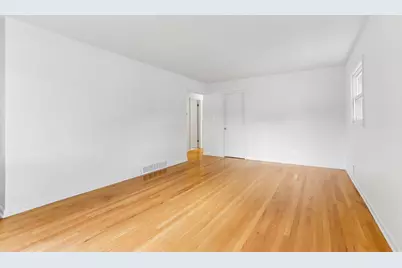 2559 S 63rd St #2561, Milwaukee, WI 53219 - Photo 12