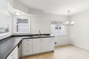 2559 S 63rd St, Milwaukee, WI 53219 - Photo 6